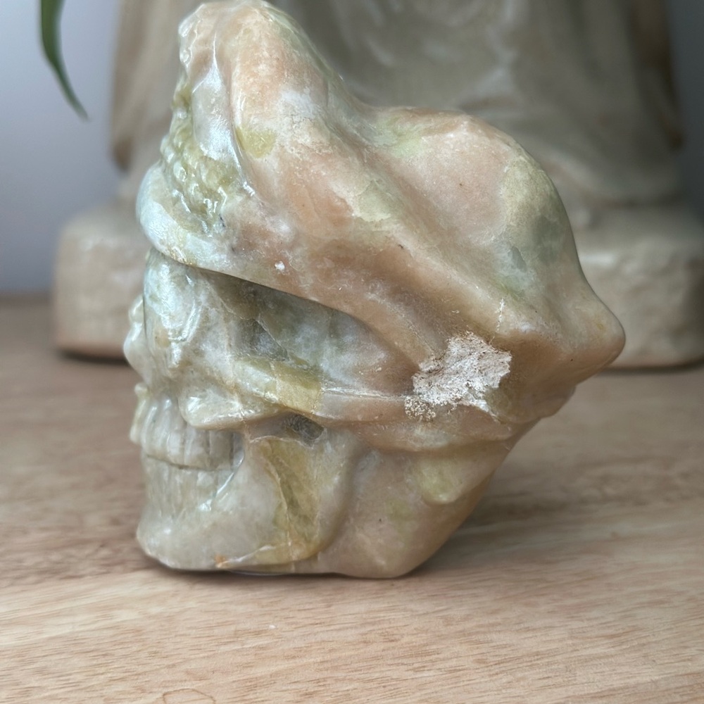 Jade Skull - Picture 5 of 8